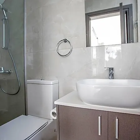 Prol21,fantastic 3bdr With Pool,close To Fig Tree Bay מלון